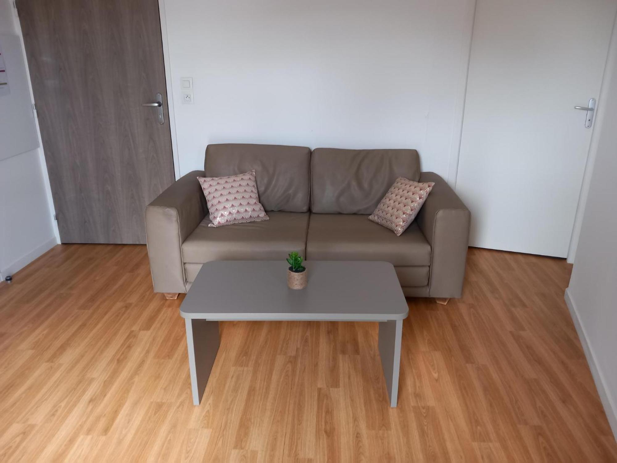 Residence Services Seniors Espace Et Vie 勒芒 外观 照片